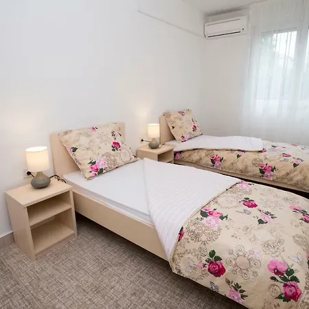 Apartman Put Plokita Smilja