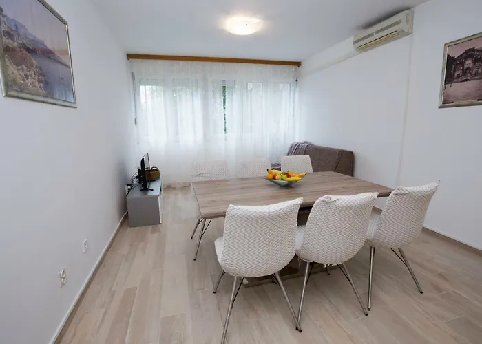 Apartman Put Plokita Smilja