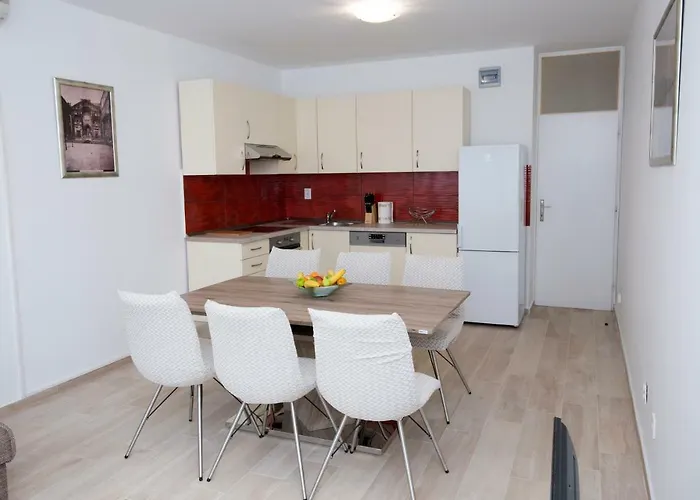 Put Plokita Smilja Apartman Split